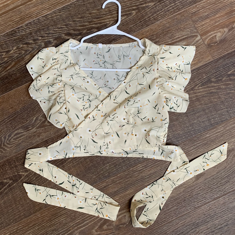 Wrap around crop blouse